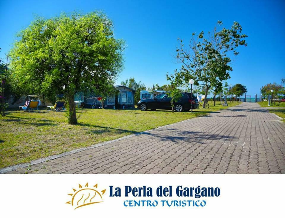 Centro Turistico La Perla Del Gargano Hotel Foce Varano Buitenkant foto